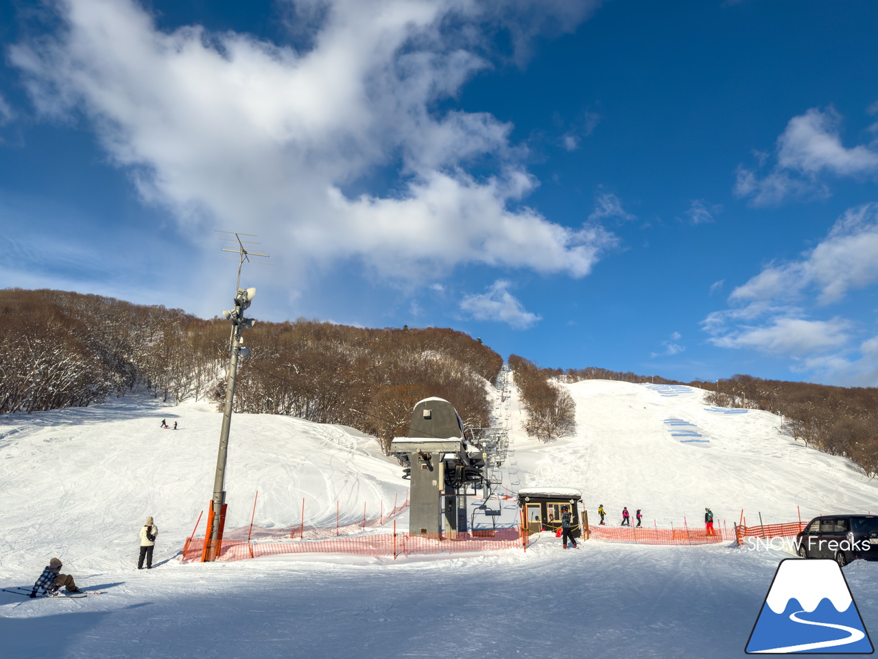 小平町望洋台スキー場｜晴れた日の午後。夕景を眺めながら、まったり滑るのが最高なローカルゲレンデ。